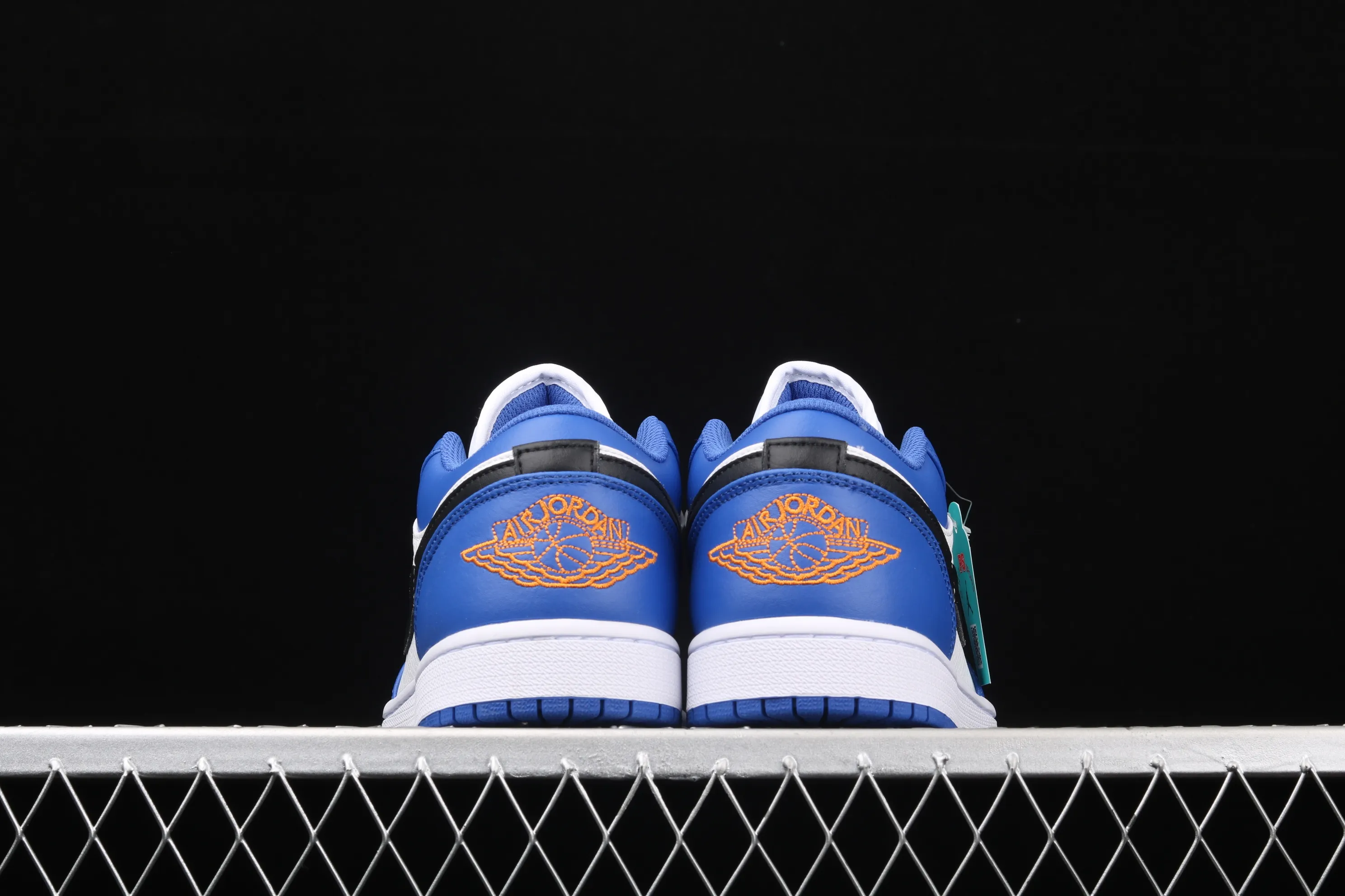 All categories Air Jordan Jordan series basketball shoes Air Jordan 1 Low new version Air Jordan 1 Low AJ1 Joe 1 white and blue top layer low-top cultural and leisure sports sneakers 553558-401